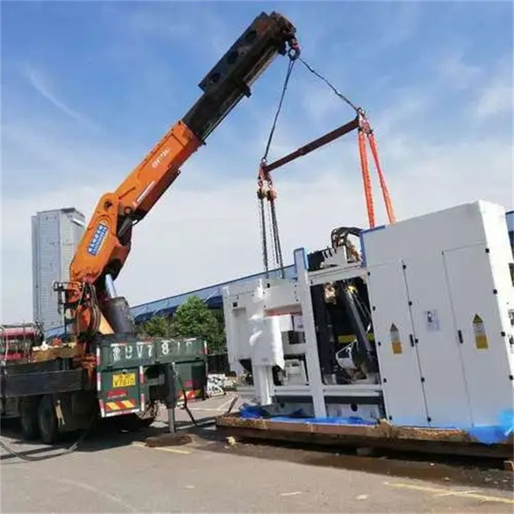 滦平附近小吊车联系方式|8-16吨|本地及时服务